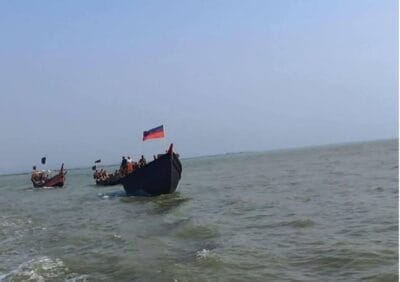 AA hands over fishing boats to BGB on May 16, 2025 (Image: AA info desk)