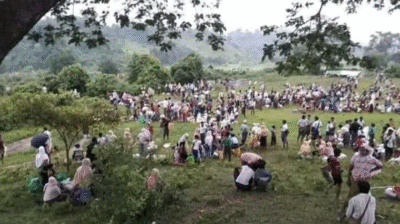 Rohingya forced by AA to flee after burning their villages in Buthidaung, May 17, 2024 (Photo: Social media)