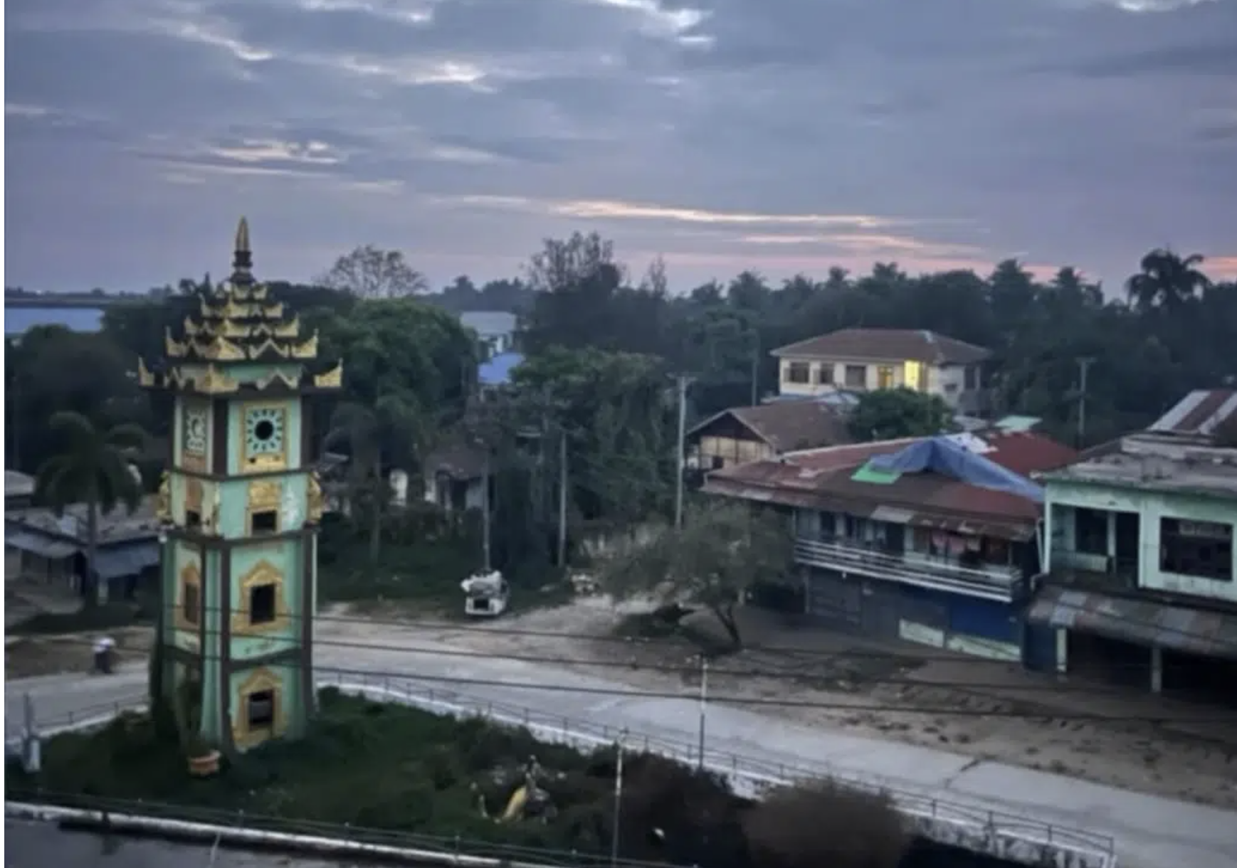 A view of Mundgaw clock tower after AA controlled the city (Image: Mohammed Junaid)